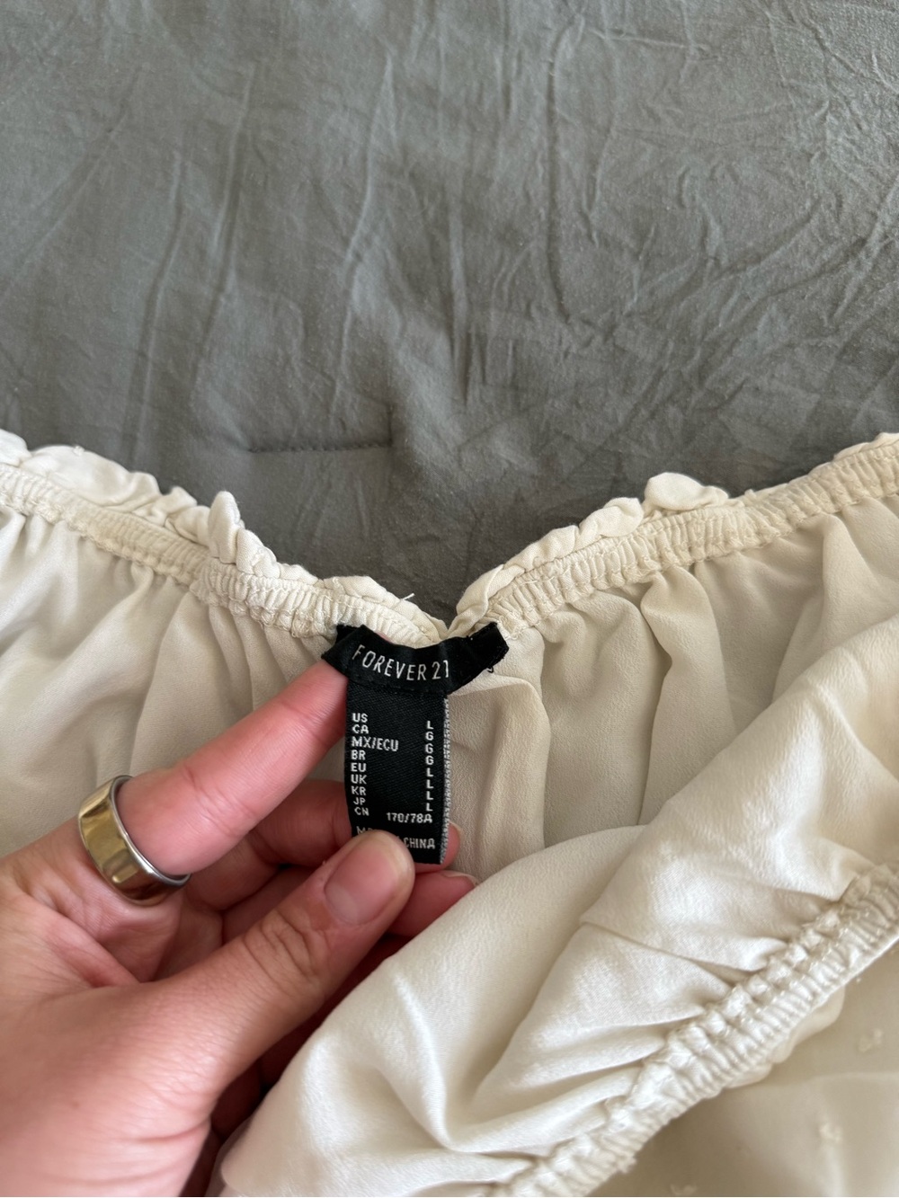 Cream Ruffled Romper - Picture 4 of 6